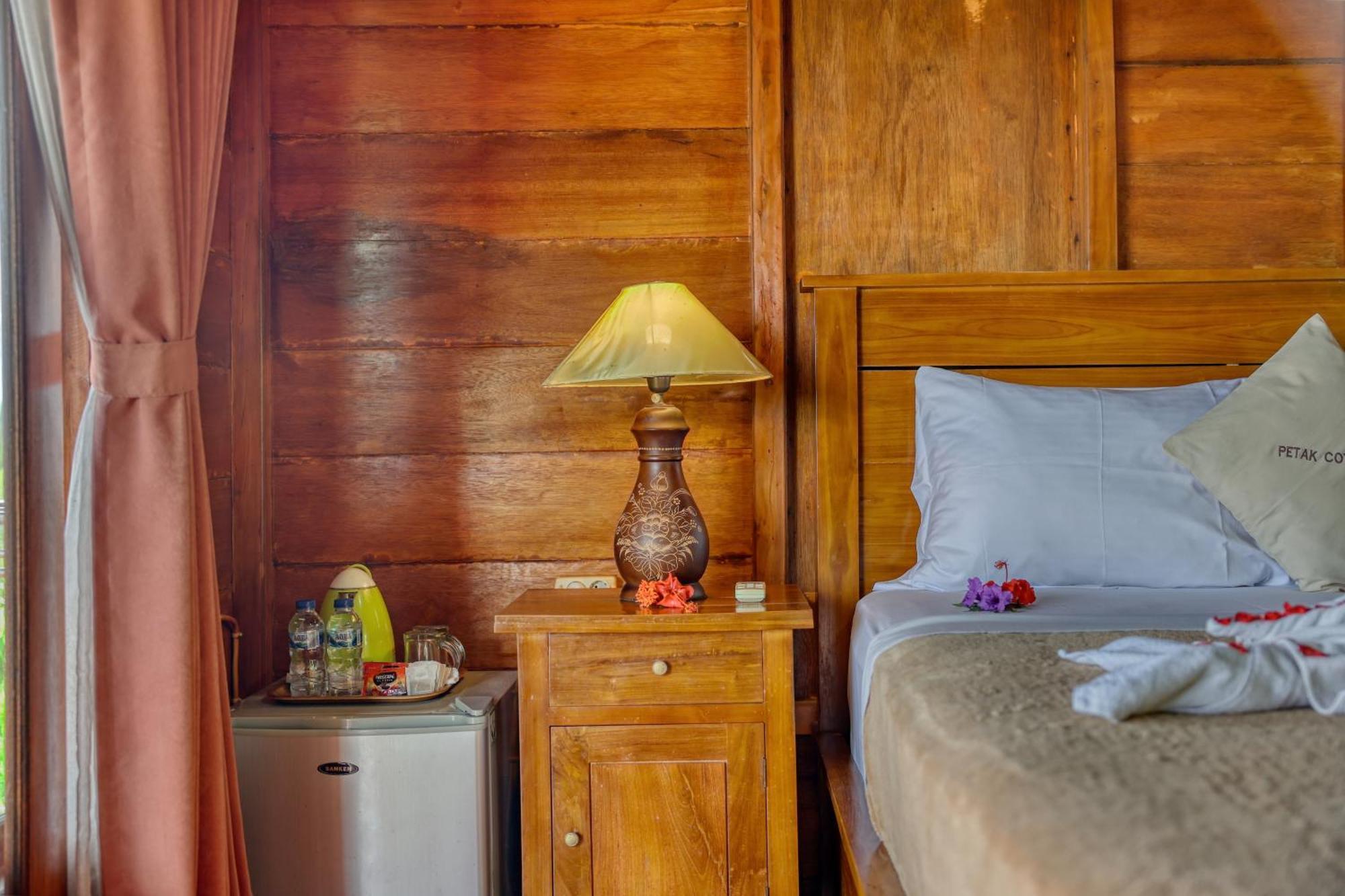 Petak Cottage Ped Kültér fotó