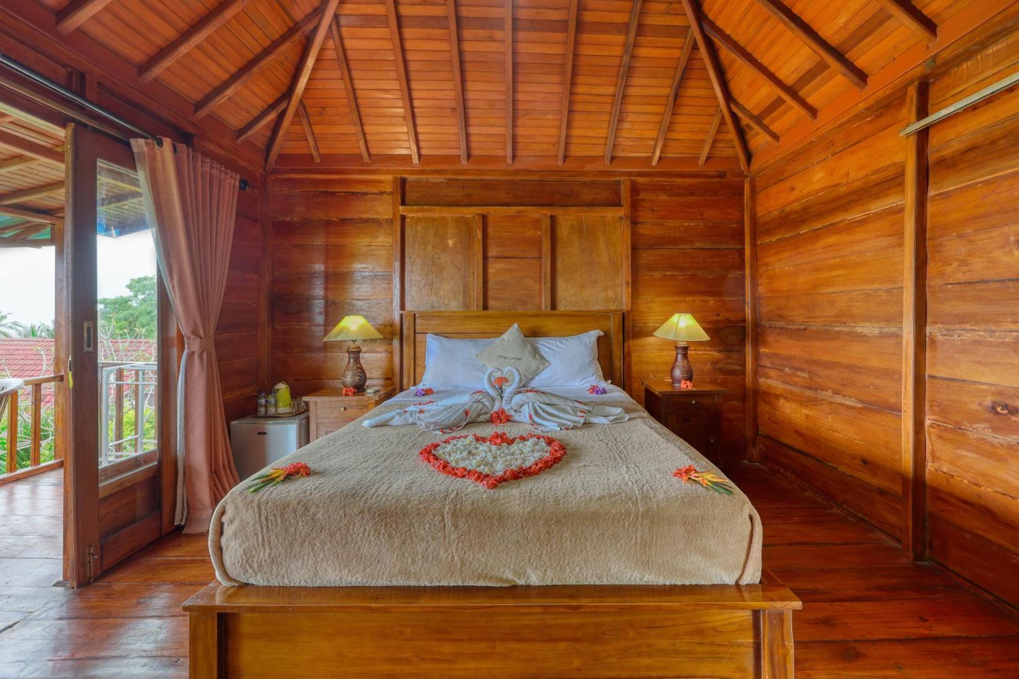 Petak Cottage Ped Kültér fotó